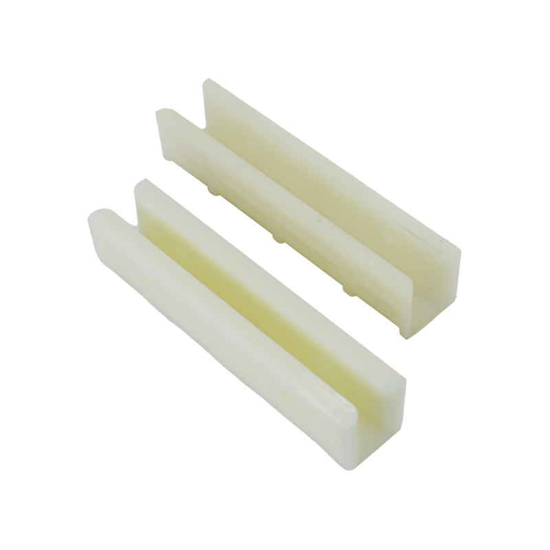 FKD-T002 121* (10/16) Forro de maletero de ascensor